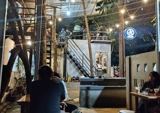 Kairos Coffee Ngaliyan - sewa mobil semarang