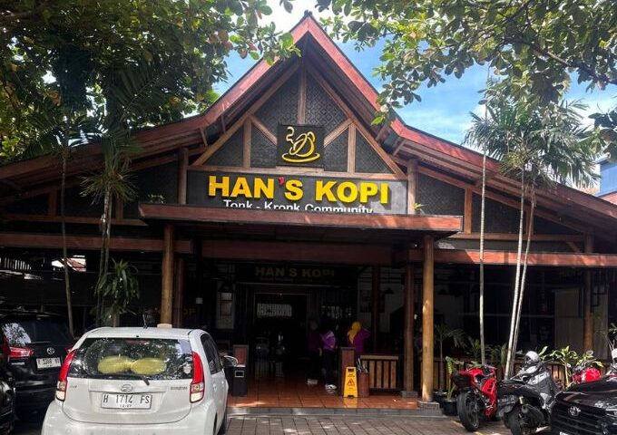Han's Kopi Semarang - sewa mobil Semarang