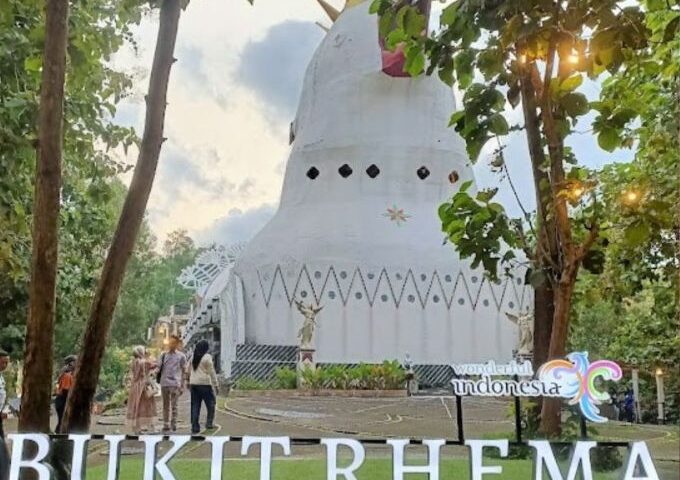 SEWA MOBIL SEMARANG KE BUKIT RHEMA GEREJA AYAM